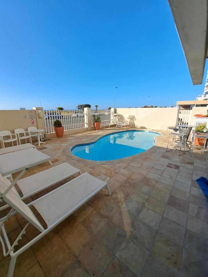 3 Bedroom Sea Facing Family Apartment Cape Town Moullie Point מראה חיצוני תמונה